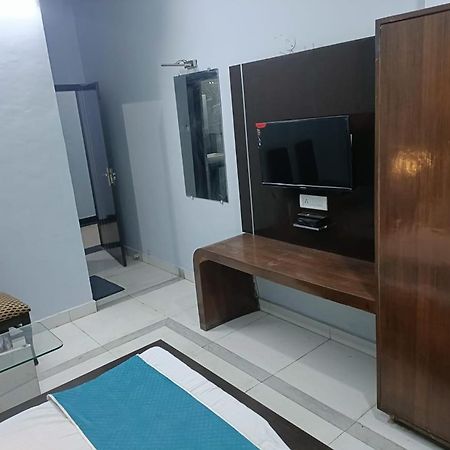 Hotel Krishna Residency Mahoba Екстер'єр фото