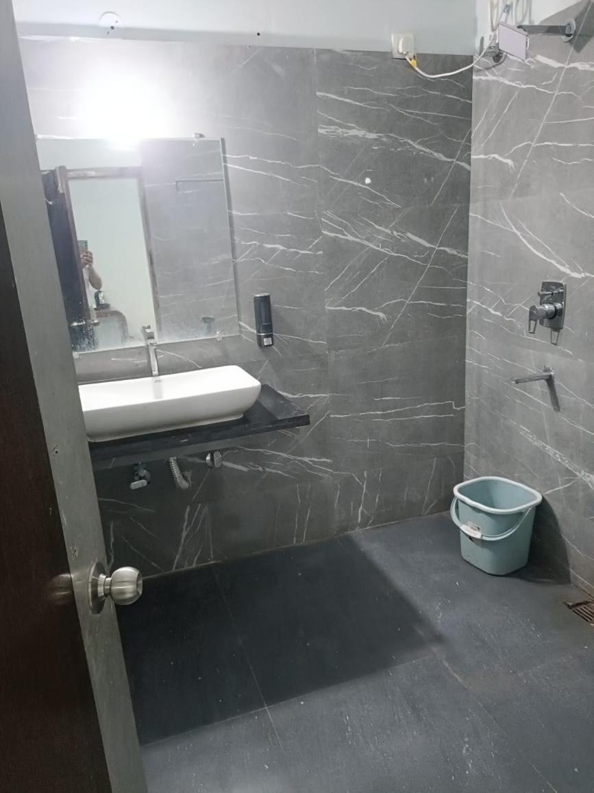 Hotel Krishna Residency Mahoba Екстер'єр фото